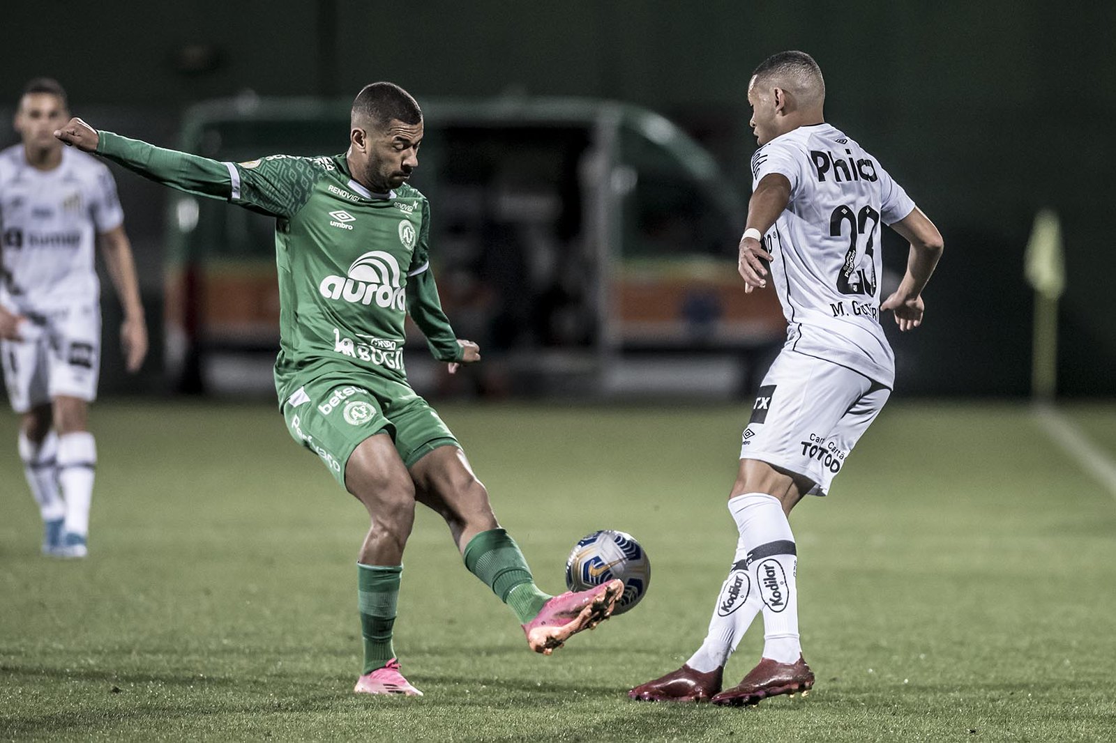 Santos X Chapecoense: Saiba Onde E Como Assistir Ao Jogo AO VIVO Na TV ...