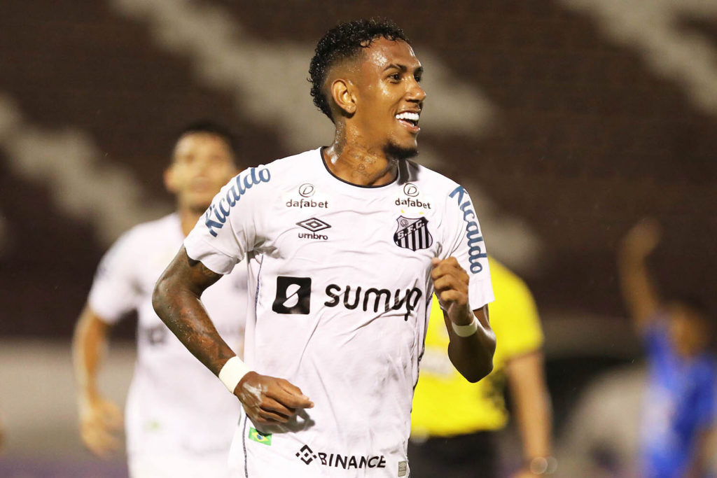 Rwan tem 4 gols pelo Santos na Copinha