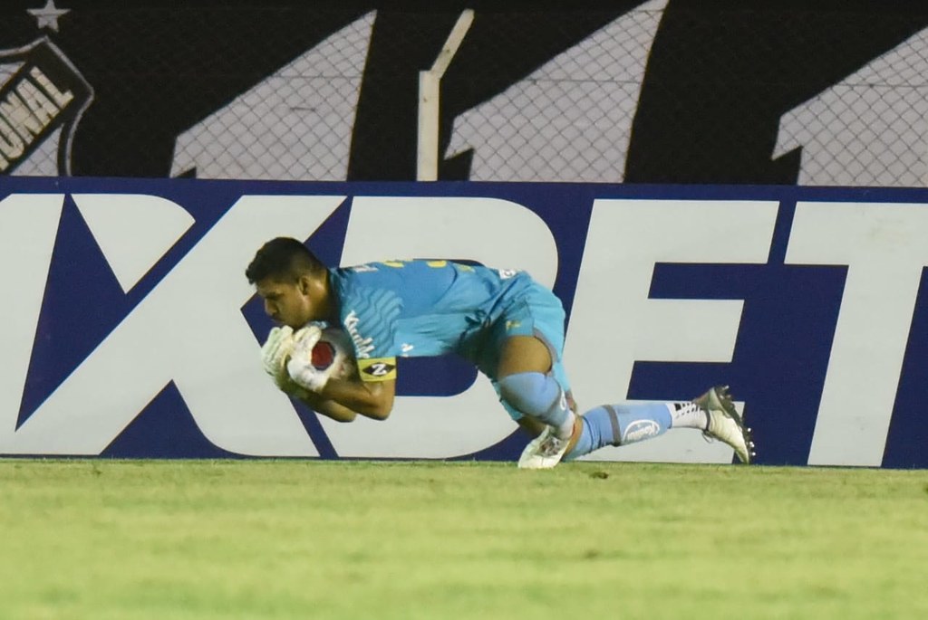 João Paulo foi destaque do Santos