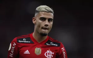 Andreas Pereira torced para o Santos - Foto: Site oficial do Flamengo