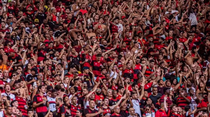 Flamengo ganha, mas o Maracanã não canta: o silêncio audível do