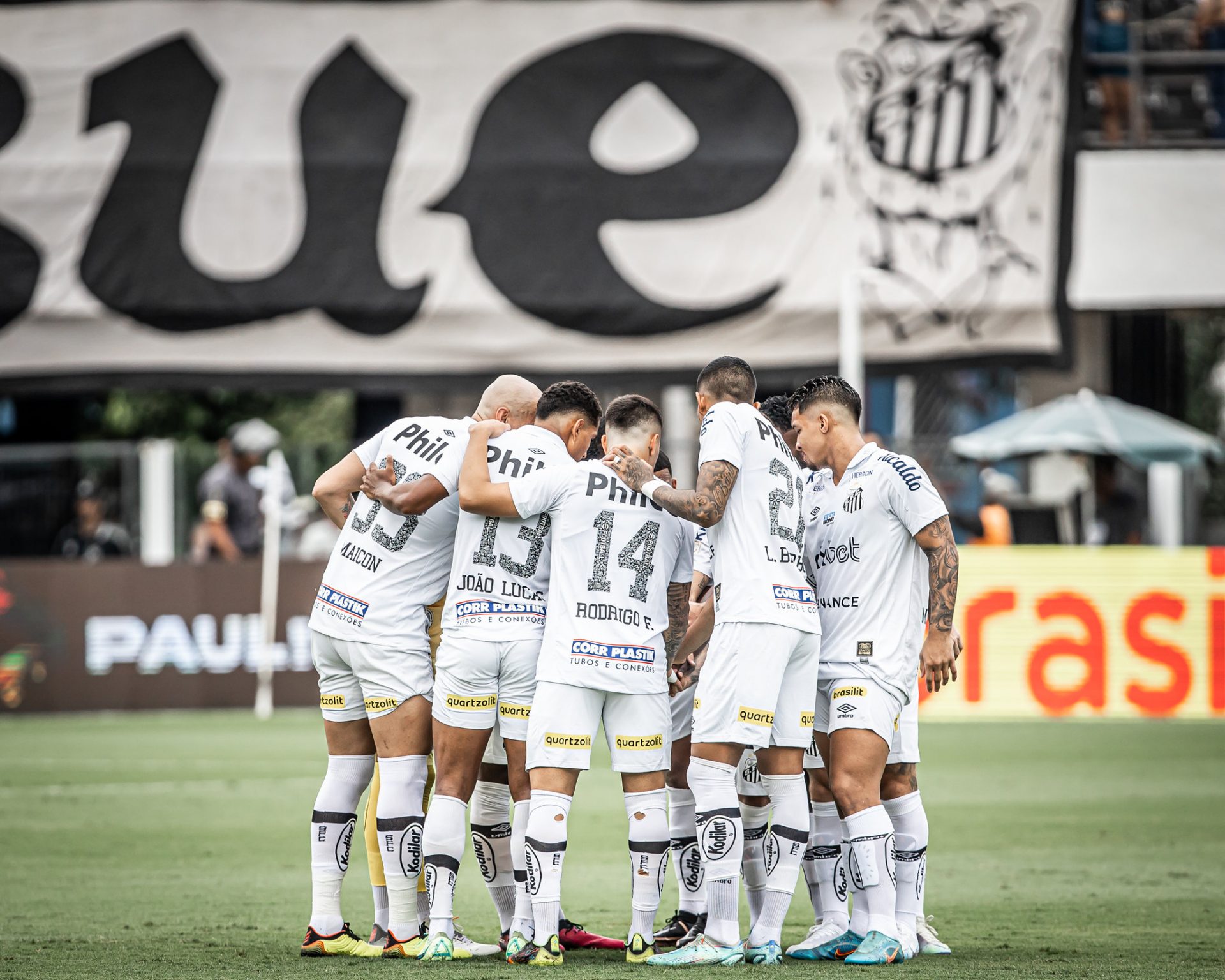 Após rescindir com Santos, Raniel acerta com clube da segunda