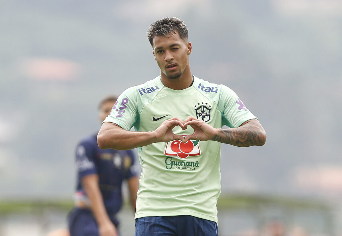 DEBATE! Você aceitaria Marcos Leonardo no Timão?