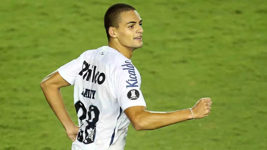 kaiky pode voltar ao Brasil - Foto: Santos FC