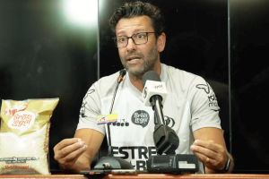 Alberto Valentim técnico da Ponte Preta - Foto: Reprodução