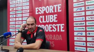 Allan Aal falando sobre Santos x Noroeste - Foto: Noroeste