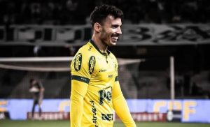 Zeca com a camisa do Mirassol - Foro: Mirassol