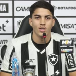 Jair, novo zagueiro do Botafogo – Foto: Vitor Silva/Botafogo