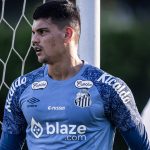 Gabriel Brazão no Santos - Foto: Raul Baretta