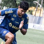 Angel Aguayo chegou a treinar pelo Santos nesta semana (Crédito: Raul Baretta/Santos FC)