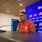 Gabriel volante do Bragantino falou sobre o Santos - Foto: Ari Ferreira