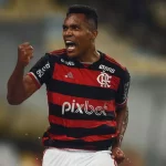 Alex Sandro no Flamengo - Foto: Marcelo Cortes/Flamengo