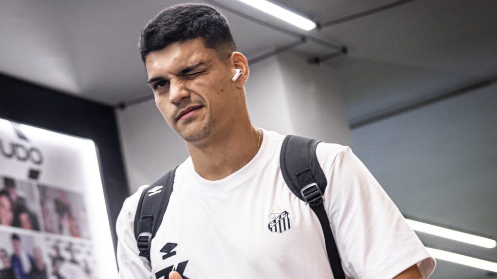 Brazão no Santos (4)