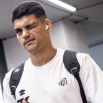 Brazão no Santos (4)