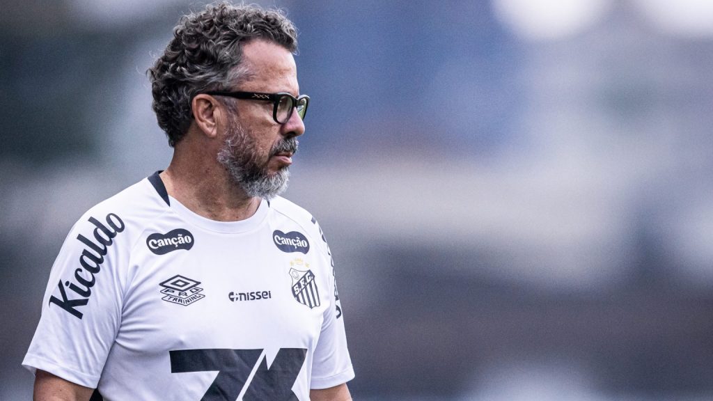 Cleber Xavier no Santos
