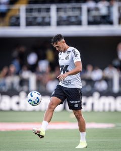 Diego Pituca no Santos - Foto: Raul Baretta/SFC
