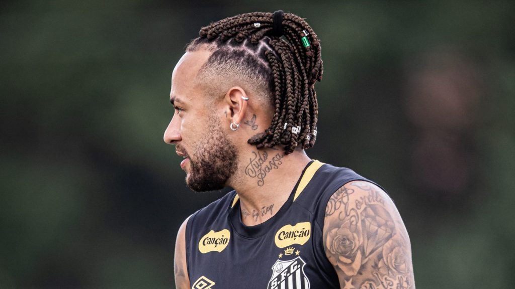 Neymar com a camisa do Santos - Foto: Raul Baretta/Flick oficial do SFC