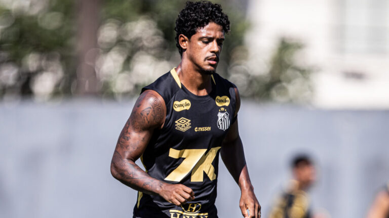Andrey Quintino no Santos - Foto: Raul Baretta/ Santos FC