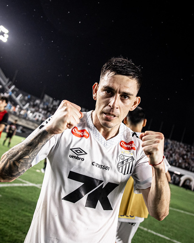 Foto: Raul Barreta / Santos
