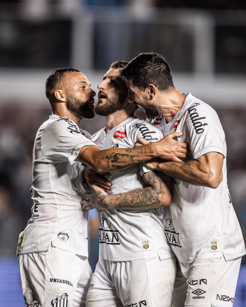 Foto: Raul Baretta / Santos
