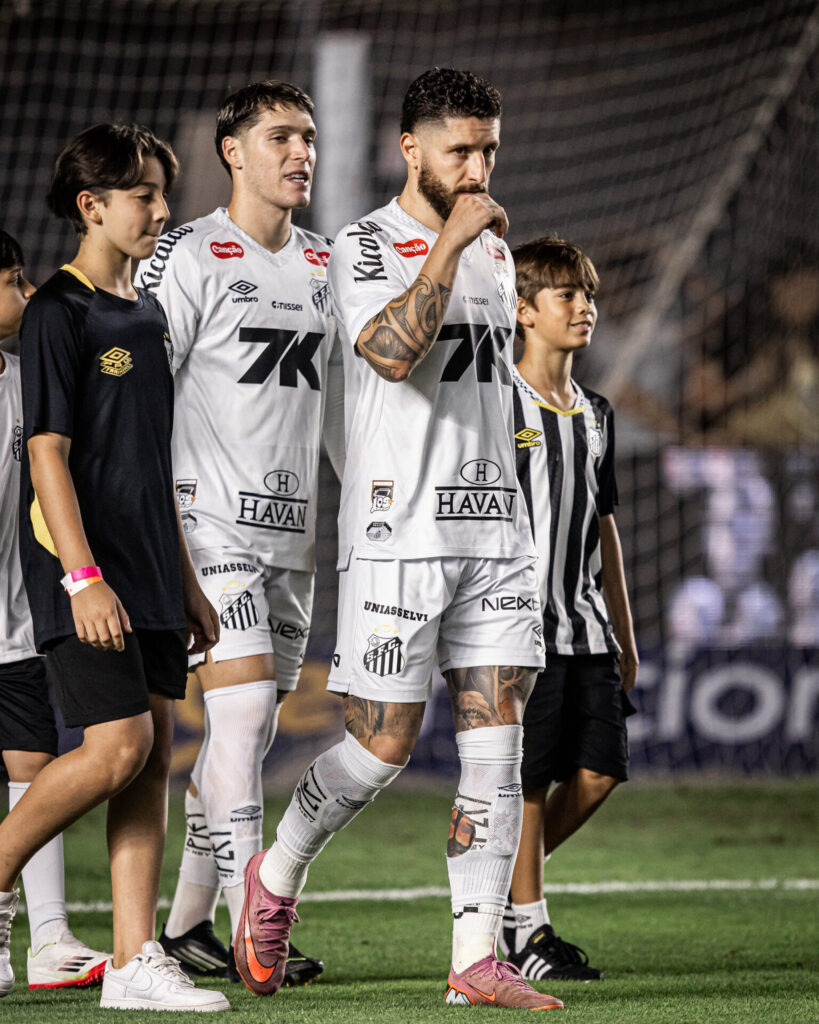 Foto: Raul Baretta / Santos