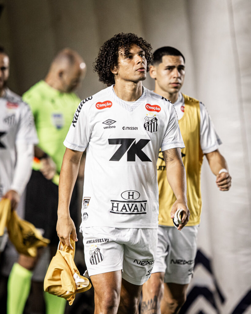 Foto: Raul Barreta / Santos