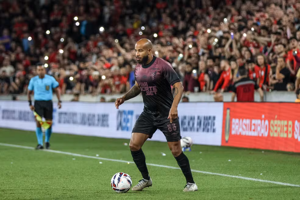 Foto: Robson Mafra/AGIF