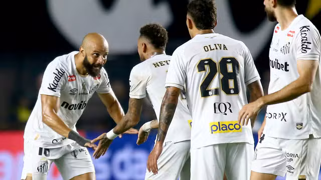 Foto: Jota Erre/AGIF - Santos FC